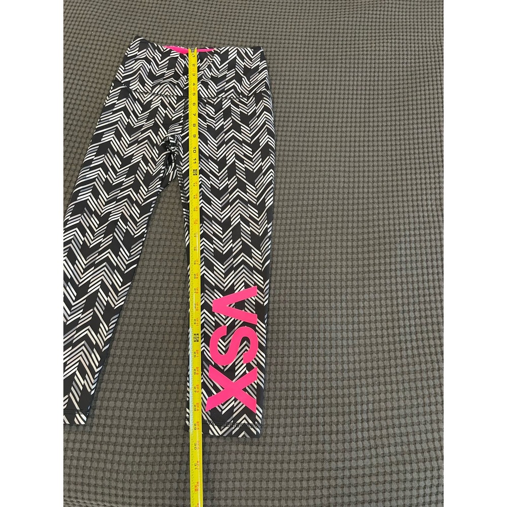 Victoria Secret Capri‎ Leggings | NWOT Womens Black White Print Athletic Pants - Picture 6 of 8